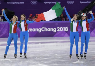 olimpiadi 18 staffetta argento