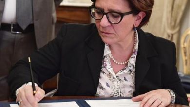 ministro della Difesa Elisabetta Trenta (foto ANSA/FILIPPO ATTILI/UFFICIO STAMPA PALAZZO CHIGI)