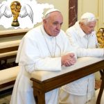 alman--calcio-mondiali-Bergoglio-Ratzinger-coppa-ali-logo)