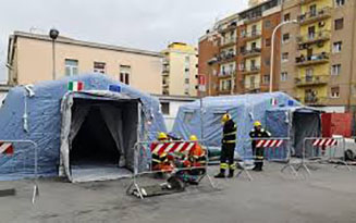 coronavirus ospedale campo attrezzato (foto web)