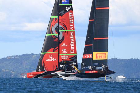 VELA-LUNA-ROSSA-EMIRATI-12.03.2021-FOTO-WEB VELA-LUNA-ROSSA-EMIRATI-12.03.2021 (FOTO-WEB Photo by Gilles Martin-Raget / AFP).jpg.jpg