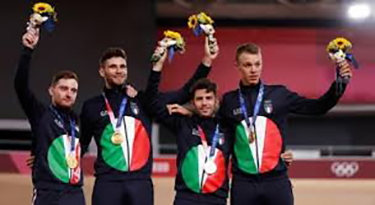 Tokyo Olimpiadi ciclismo pista Consonni, Ganna, Lamon, Milan 04.08.2021 (foto web)