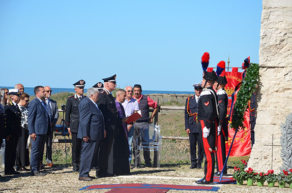 Salvo d_Acquisto - 1 - Gen. Bernardini, Alessandro, autorità, deposizione corona