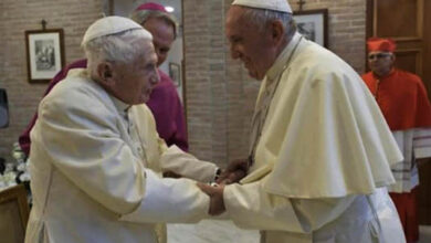 Papa Benedetto XVI e papa Bergoglio