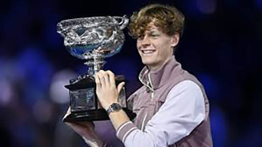 Tennis-Sinner-vincitore-Australian-Open-2024-foto-web.jpg