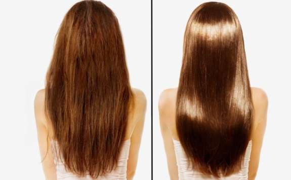 Prima e dopo trattamento alla cheratina confronto tra capelli crespi e opachi e capelli lisci - attualita.it Prima e dopo trattamento alla cheratina confronto tra capelli crespi e opachi e capelli lisci, luminosi e disciplinati. Immagine illustrativa della differenza tra capelli trattati con cheratina e non trattati.