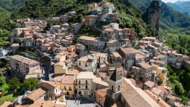 Panoramica del centro storico di Orsomarso in Calabria