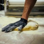 preparazione della pizza ripiena "Rentorta"