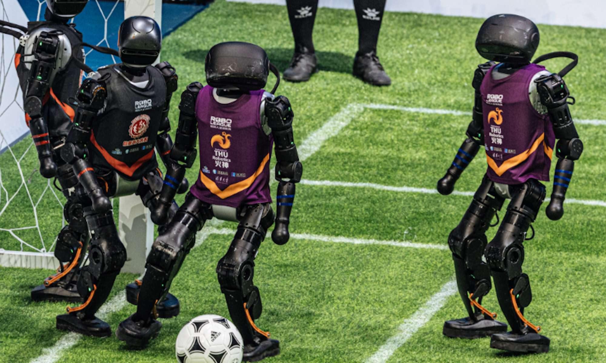 Prima partita di calcio tra robot
