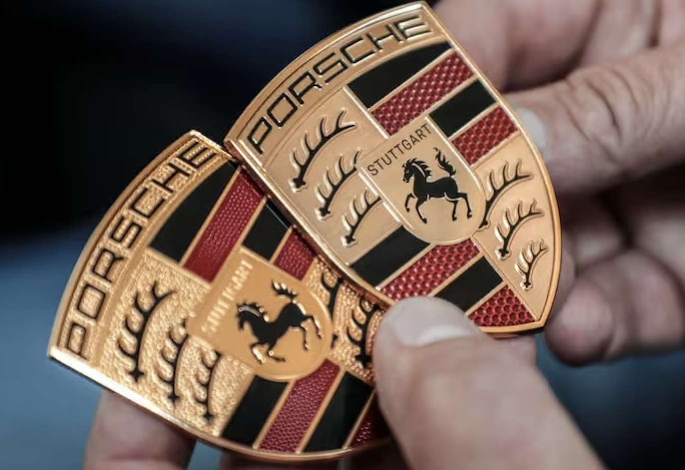 Di fronte a un brusco calo delle vendite e a una forte riduzione dell’utile, la holding Porsche Automobil Holding SE ha deciso di diversificare i propri investimenti, puntando sul settore della Difesa