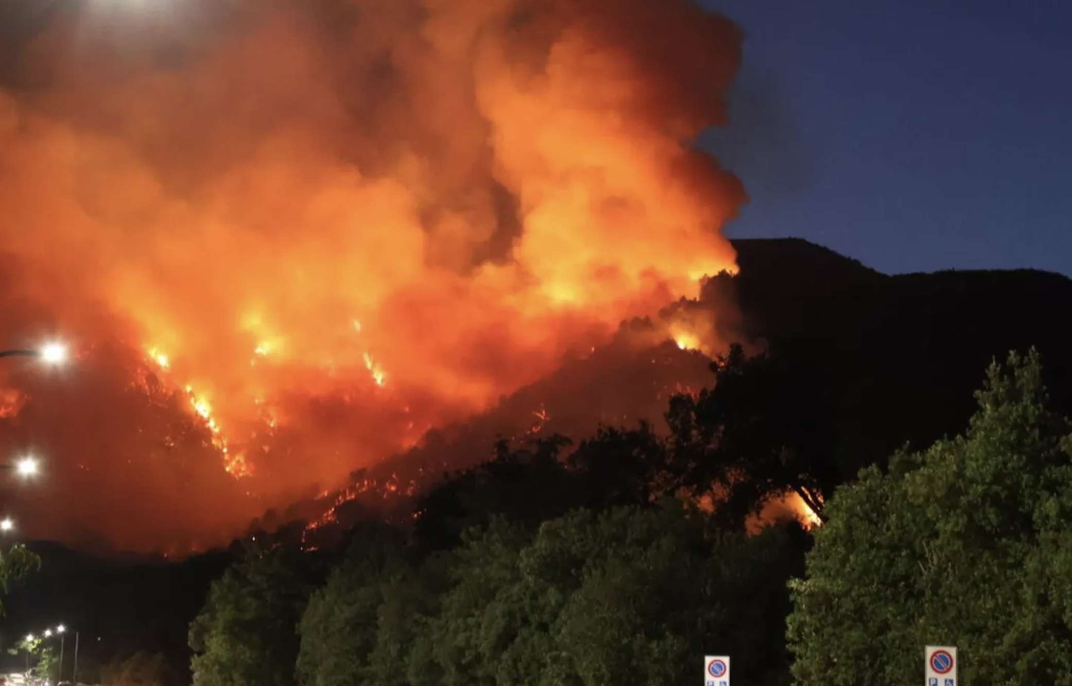 vesuvio in fiamme