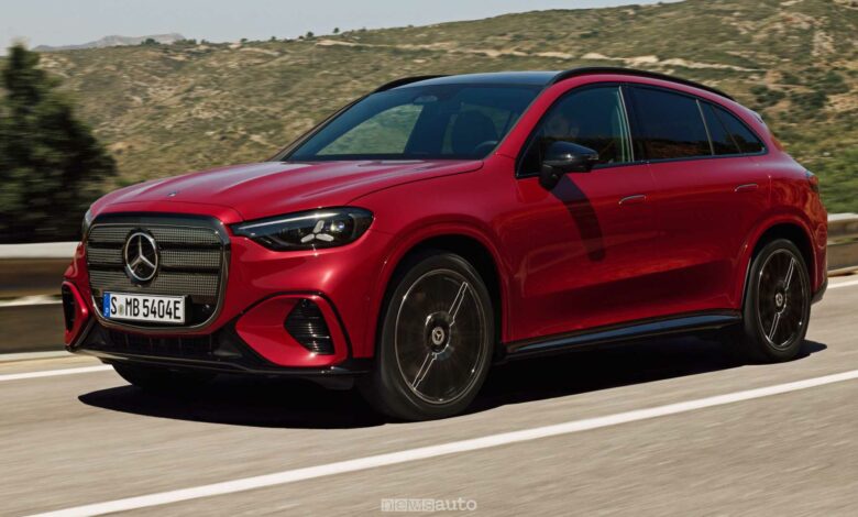 Mercedes GLC elettrica 2026 prezzo autonomia e novità del nuovo SUV elettrico - attualita.it