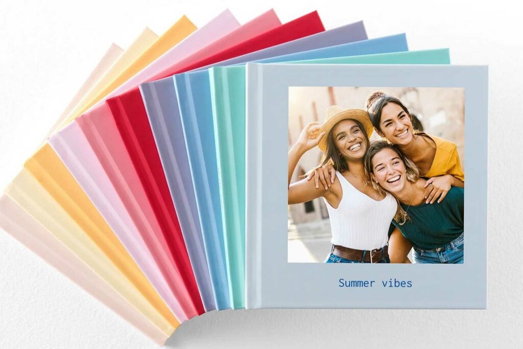 Il fotolibro è un libro stampato con le fotografie impresse direttamente sulle pagine