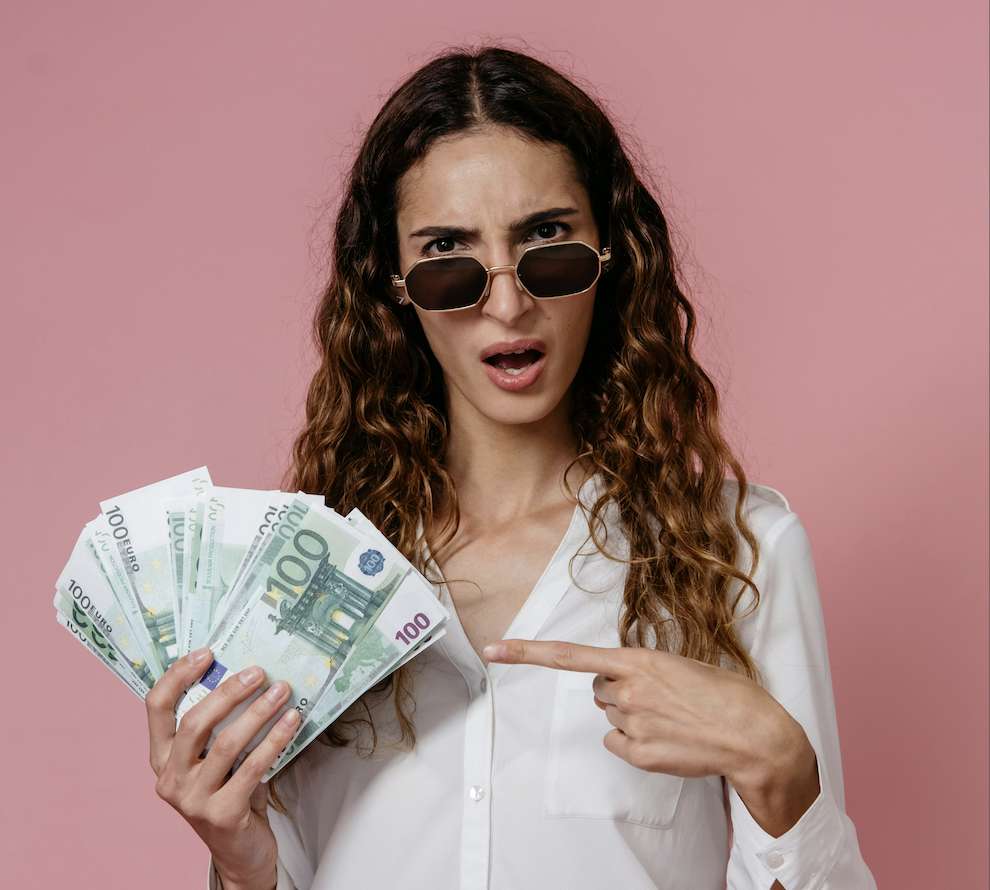 Limite UE di 10000 euro ai pagamenti in contanti