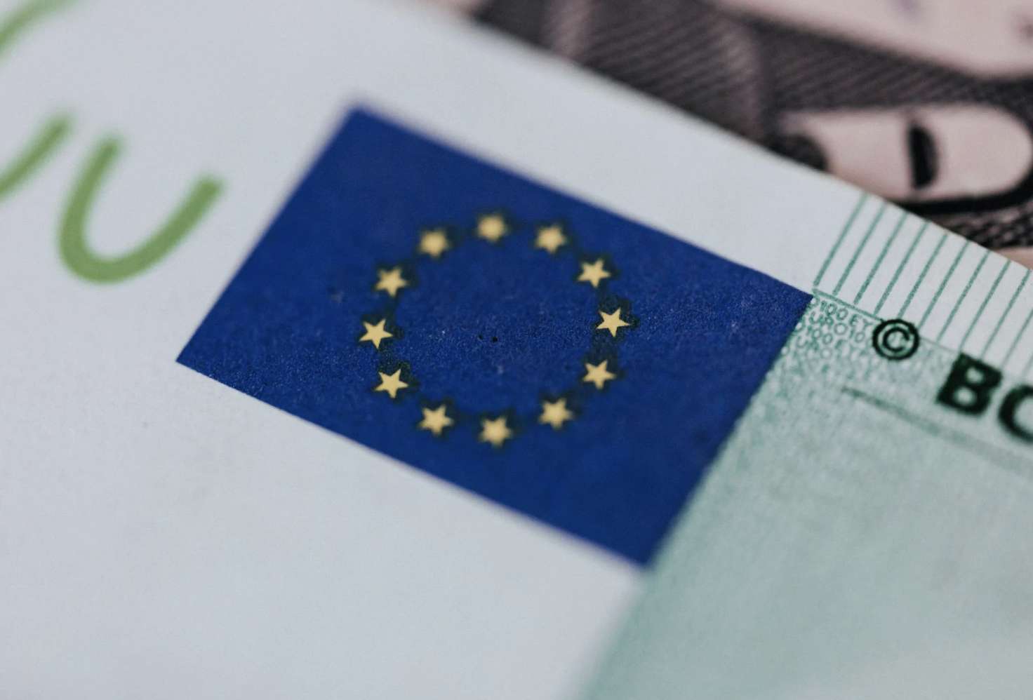 Unione Europea: paralisi sugli asset russi congelati per l’Ucraina