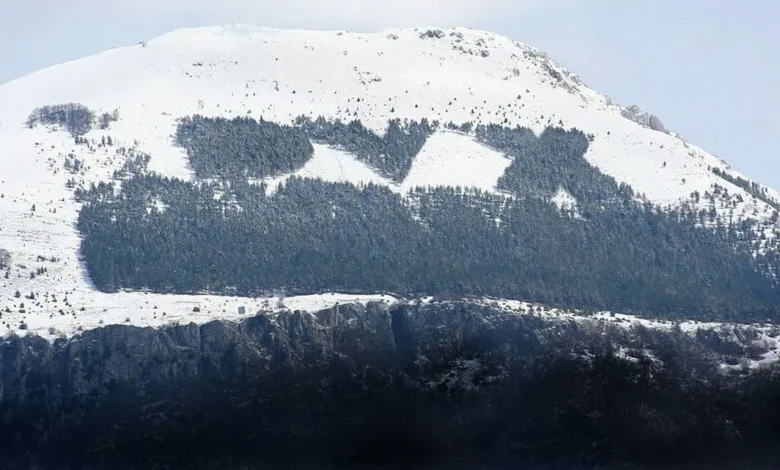 La scritta DUX sul Monte Giano visibile anche da Roma