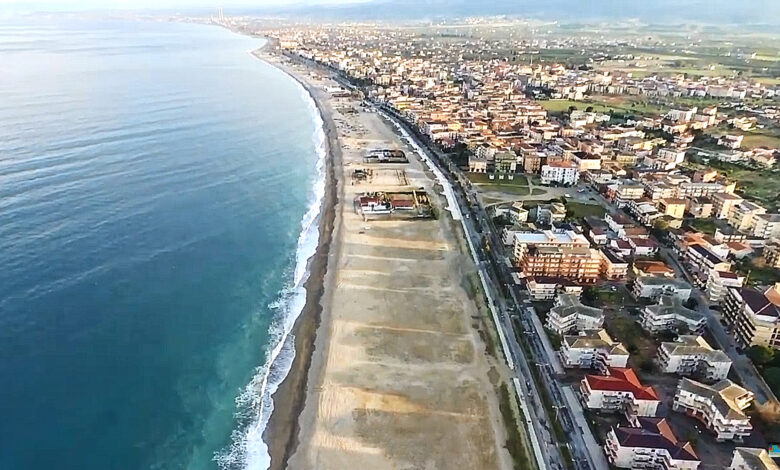 Il lungomare di Corigliano Calabro, Schiavonea. 