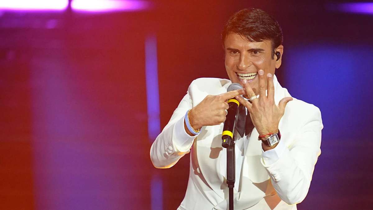 Sal Da Vinci: età, vita privata, carriera e vittoria a Sanremo 2026 con
